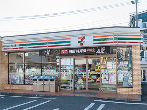 セブンイレブン横浜日吉本町駅前店
