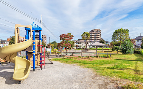 中今泉5丁目西公園
